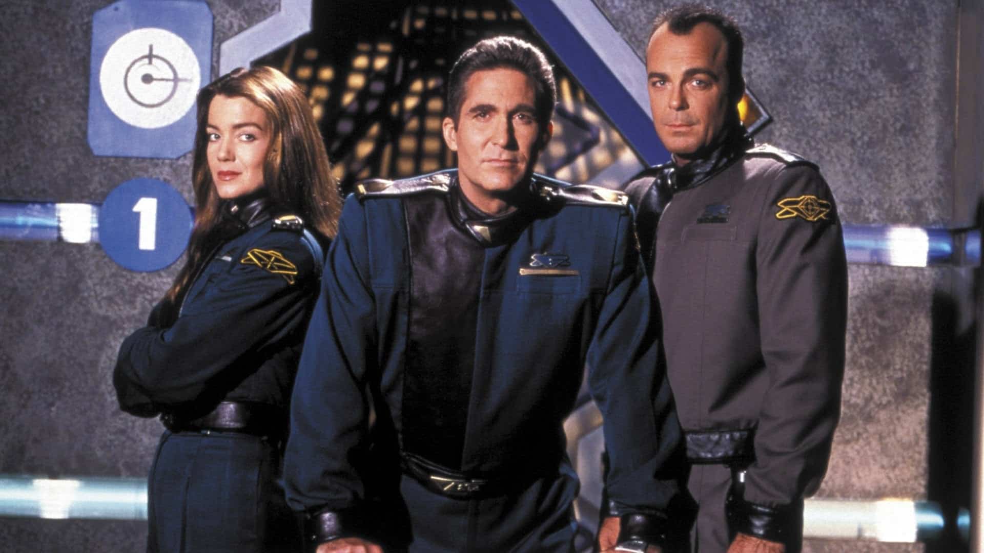 devotudoaocinema.com.br - Os MELHORES episódios da fascinante série "BABYLON 5"